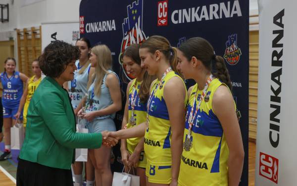 Cinkarna Celje ponosna na mlade zvezde ŽKK Cinkarna Celje